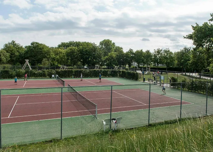 Vakantiehuis Doggersbank 22 - Noordzeepark - Not For Companies Ouddorp